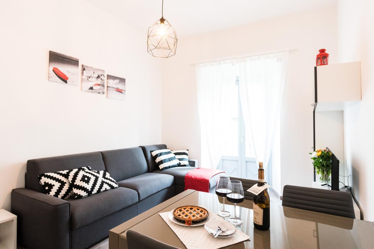Central & Modern Apartment By Rent All โกโม ภายนอก รูปภาพ