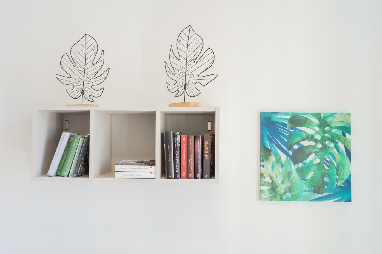 Central & Modern Apartment By Rent All โกโม ภายนอก รูปภาพ