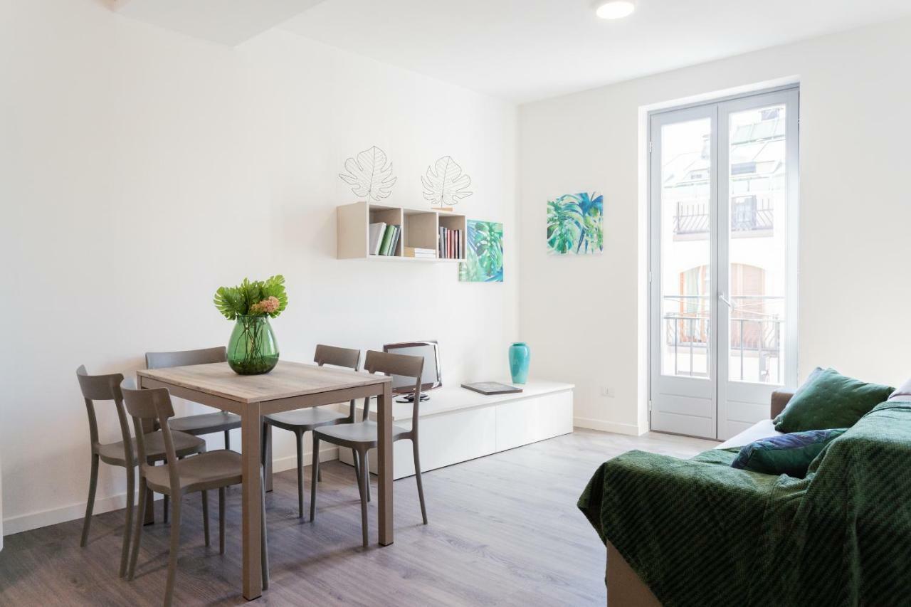Central & Modern Apartment By Rent All โกโม ภายนอก รูปภาพ